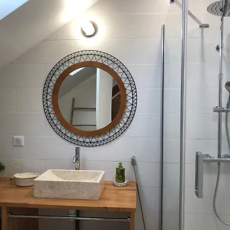 En Duplex Centre-ville Boheme Apartment